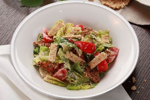 Новогодний салат «Цезарь»